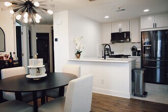 5558 River Heights Crossing SE in Marietta, GA - Building Photo - Building Photo
