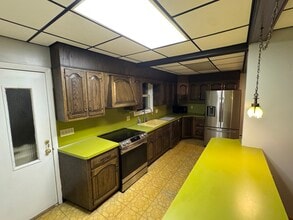 2 Regina St in Wilkes-Barre, PA - Building Photo - Building Photo