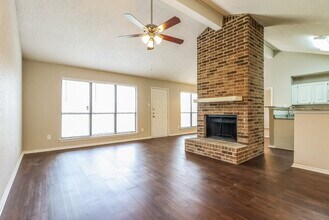 116 Lemon Dr in Arlington, TX - Building Photo - Building Photo