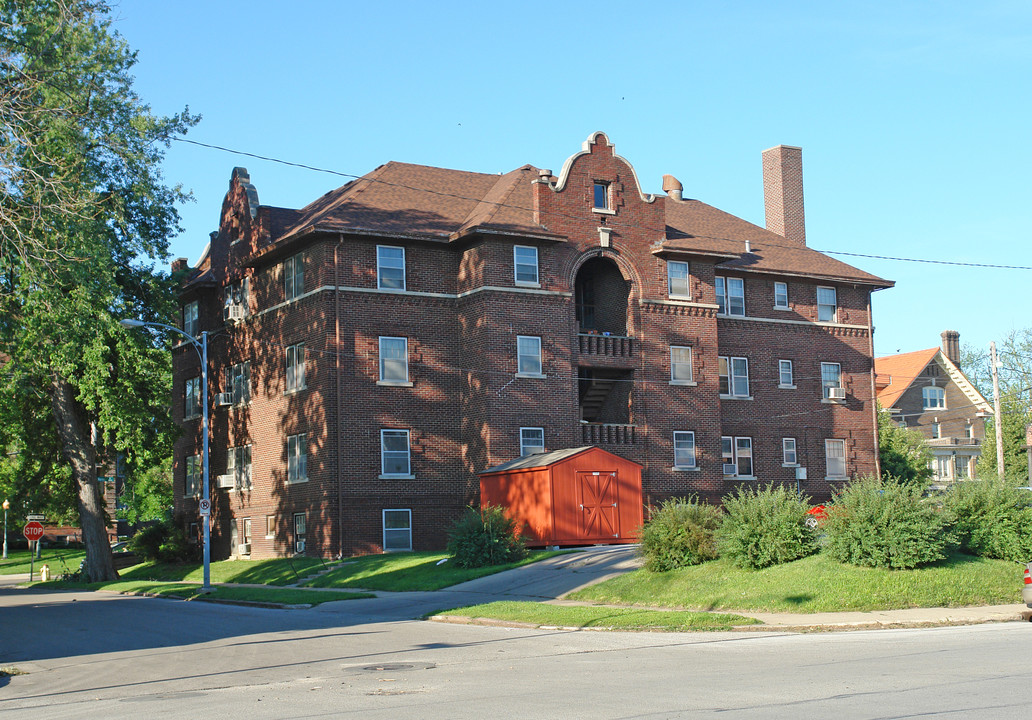 3860 Harney St in Omaha, NE - Building Photo