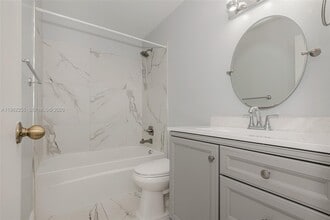 9481 Stanley Ln in Tamarac, FL - Building Photo - Building Photo