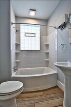 1125 Seton Ave, Unit 1 in Cincinnati, OH - Building Photo - Building Photo