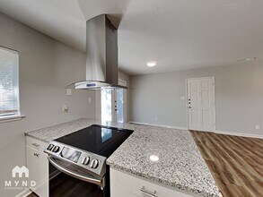 3737 Longmeadow Way in Fort Worth, TX - Building Photo - Building Photo