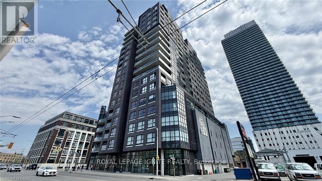 property at 1 Victoria St S