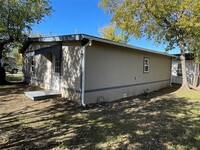 205 Hamil St in Mansfield, TX - Foto de edificio - Building Photo