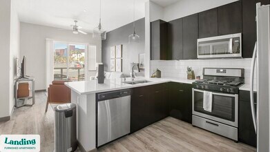 3150 W Twain Ave in Las Vegas, NV - Building Photo - Building Photo