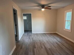 10 Earle St in Sumter, SC - Building Photo - Building Photo