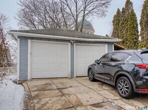 361 Ridgefield Ave in Bridgeport, CT - Building Photo - Building Photo