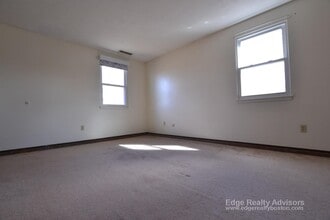 5 General Greene Ave in Natick, MA - Building Photo - Building Photo