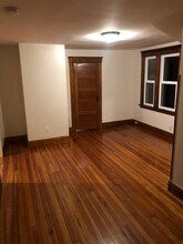 72 Hubinger St, Unit 72 Hubinger #3 in New Haven, CT - Building Photo - Building Photo