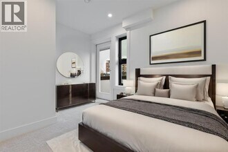 2632 Ward St in Vancouver, BC - Building Photo - Building Photo