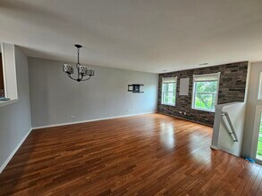 24429 John Adams Dr in Plainfield, IL - Building Photo - Building Photo