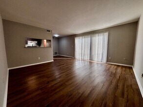 4440 Flowerdale Ave in Dayton, OH - Building Photo - Building Photo