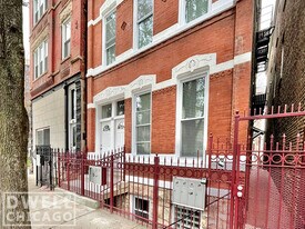 1154 W 17th St, Unit 1 in Chicago, IL - Building Photo