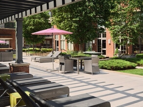 Quarry Place at Tuckahoe in Tuckahoe, NY - Foto de edificio - Building Photo