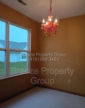 2960 Megan Cir in Youngstown, OH - Building Photo - Building Photo