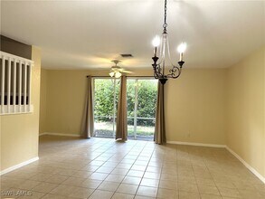9638 Roundstone Cir in Ft. Myers, FL - Building Photo - Building Photo