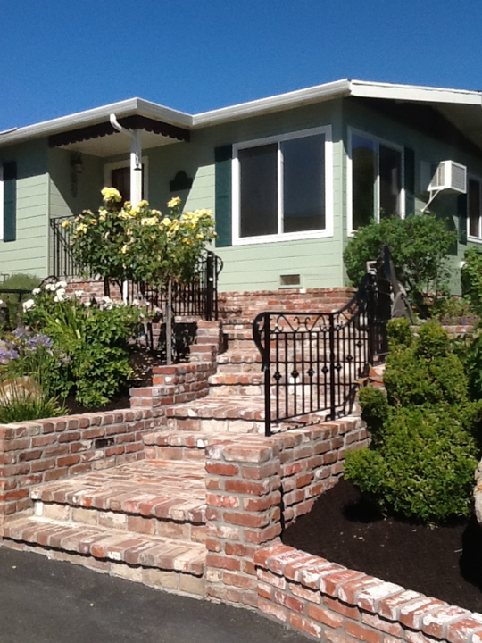 209 Saranap Ave in Walnut Creek, CA - Building Photo