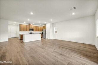 4365 Painted Cloud Wy in Sparks, NV - Building Photo - Building Photo