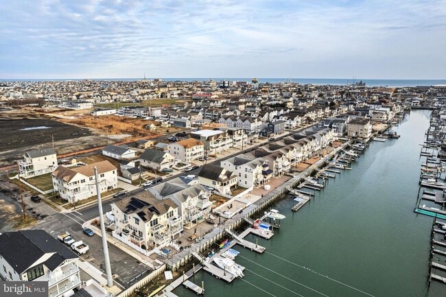 536 W Montgomery Ave in Wildwood, NJ - Building Photo - Building Photo