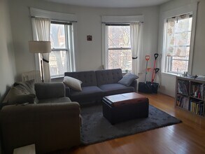 74 Parkman St in Brookline, MA - Foto de edificio - Building Photo