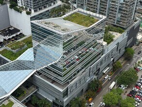 68 SE 6th St, Unit 3906 in Miami, FL - Building Photo - Building Photo