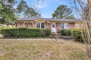 1417 Rainbow Rd, Unit 1 in Charleston, SC - Building Photo