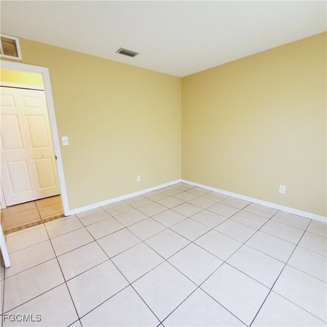property at 1104 Bermar St