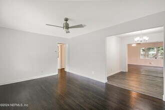 6418 Terry Parker Dr N in Jacksonville, FL - Building Photo - Building Photo