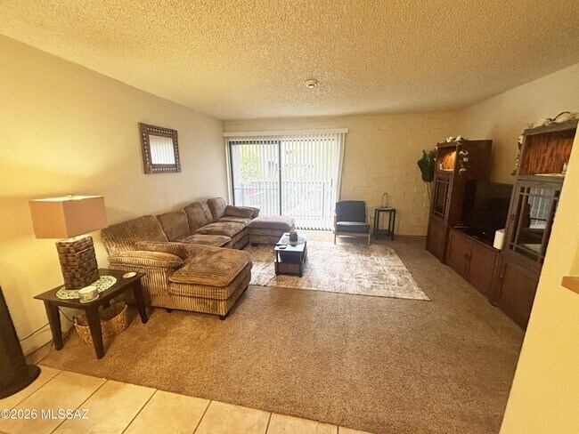property at 931 N Euclid Ave