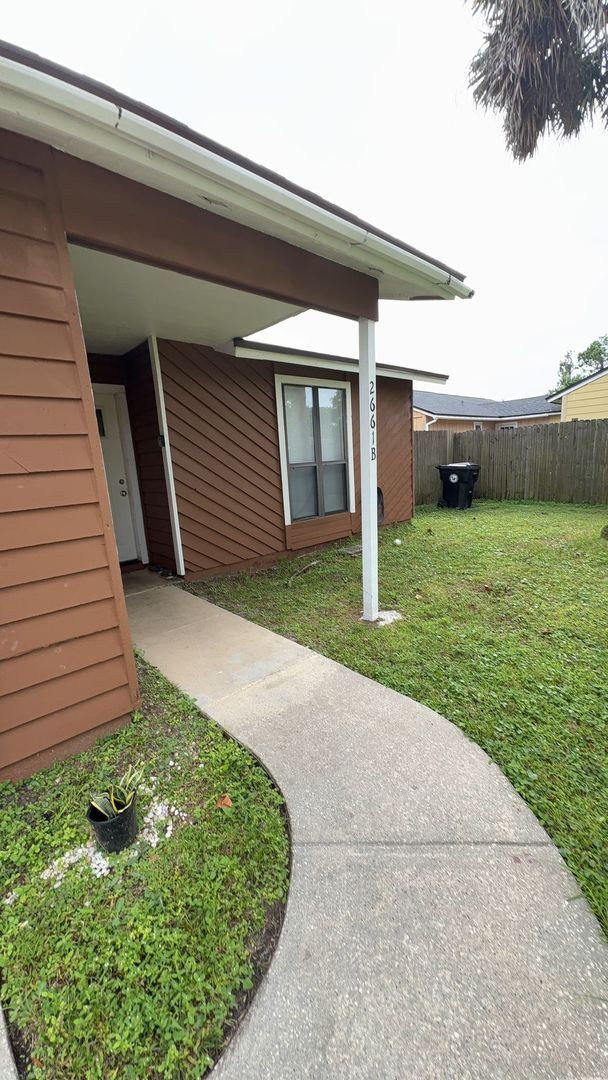 2661B San Francisco Blvd