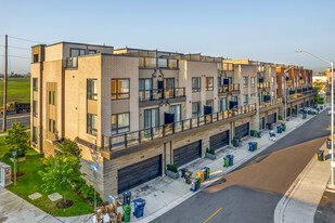 640 Rexdale Blvd in Toronto, ON - Building Photo