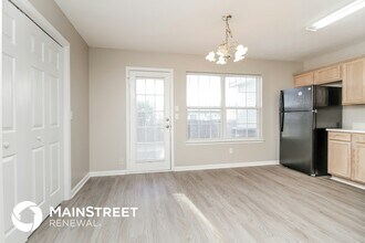 969 Evie Ann Ln in La Vergne, TN - Foto de edificio - Building Photo