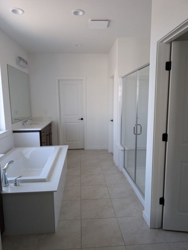 3017 Mulholland Dr in Lathrop, CA - Building Photo - Building Photo