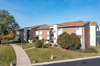 Edenbridge Apartments in Tinley Park, IL - Building Photo - Building Photo