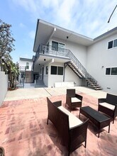 5822 PCH in Redondo Beach, CA - Building Photo - Building Photo