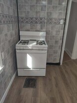 2170 Conlyn St in Philadelphia, PA - Building Photo