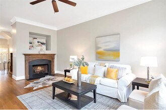 5408 Glenridge Cove NE in Atlanta, GA - Building Photo - Building Photo