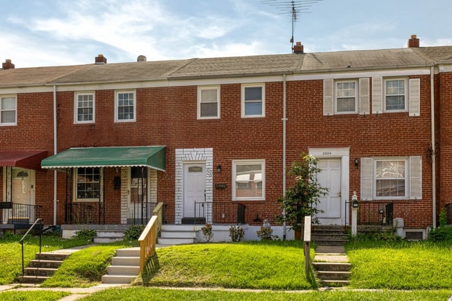 property at 2226 Redthorn Rd