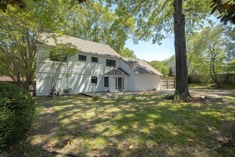 1311 Poplar Estates Pkwy in Germantown, TN - Building Photo - Building Photo