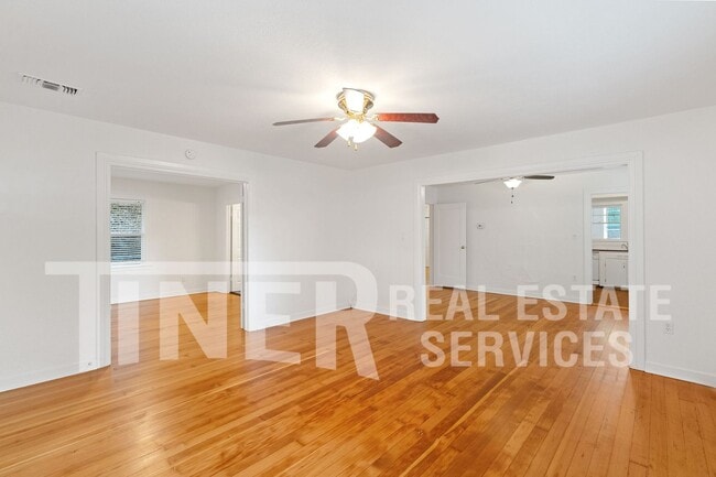 143 Earl Ave in Roseville, CA - Building Photo - Building Photo