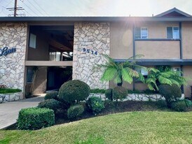 9574 E Live Oak Ave in Temple City, CA - Building Photo