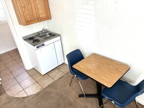 1675 S State St in Orem, UT - Building Photo - Building Photo