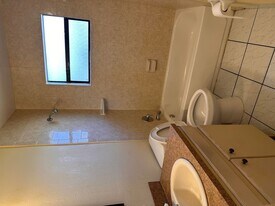 50 NW 8th Ave in Dania Beach, FL - Building Photo