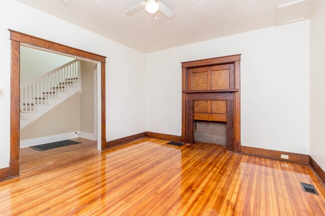 property at 1405 Windsor St