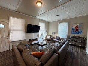 527 Nevada St in Reno, NV - Building Photo - Building Photo