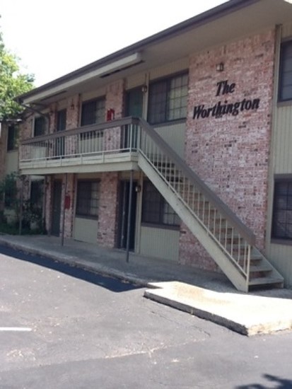 Worthington Apartments in Austin, TX - Building Photo