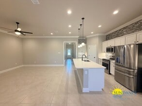 215 Hydrangea Blvd in Freeport, FL - Building Photo - Building Photo