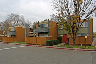 5440 Marconi Ave in Carmichael, CA - Building Photo - Building Photo