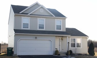 8810 Greylag Loop in Blacklick, OH - Building Photo